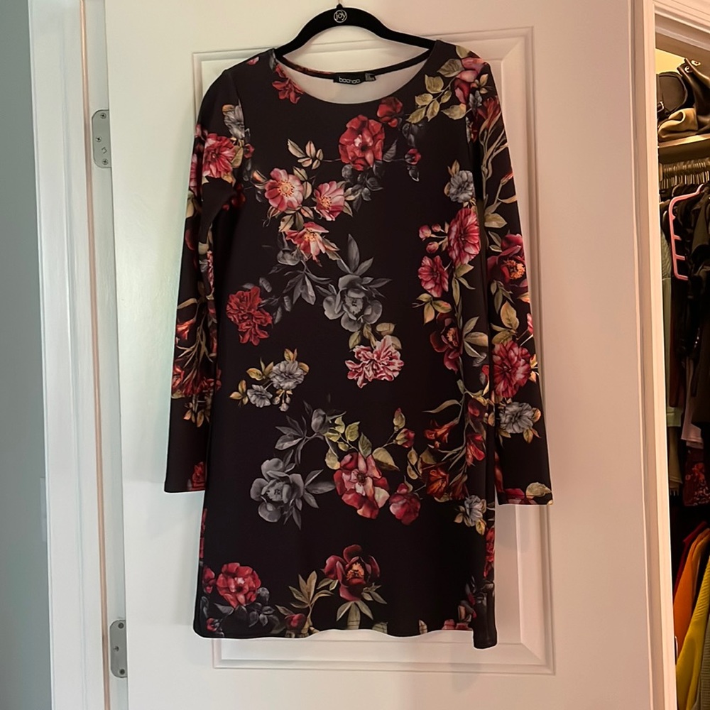 Floral black long sleeve dress